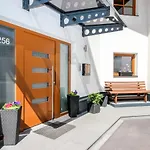 M&m By Interhome